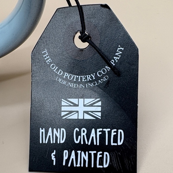 White and Black Floral  Ceramic Mug NEW - Picture 4 of 5